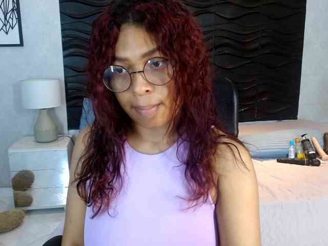 NaomiSmiths webcam