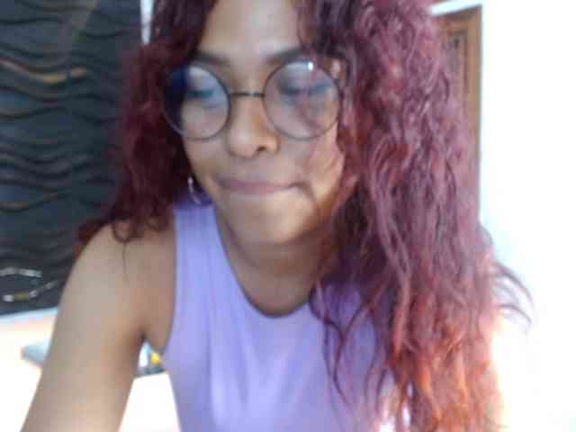 NaomiSmiths webcam