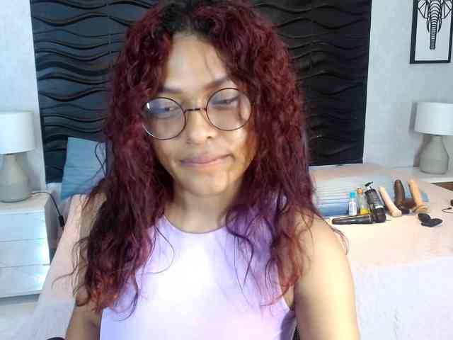 NaomiSmiths webcam
