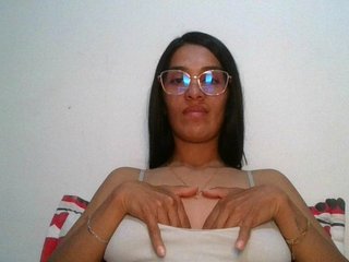 JuanaBrunette Porn Show