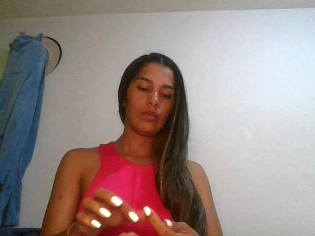 JuanaBrunette's BongaCams show and profile