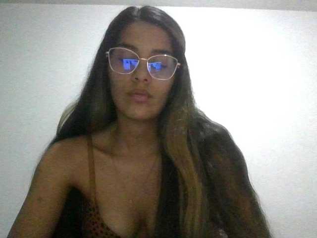 JuanaBrunette from BongaCams