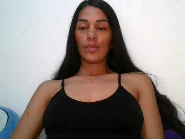  JuanaBrunette chat room
