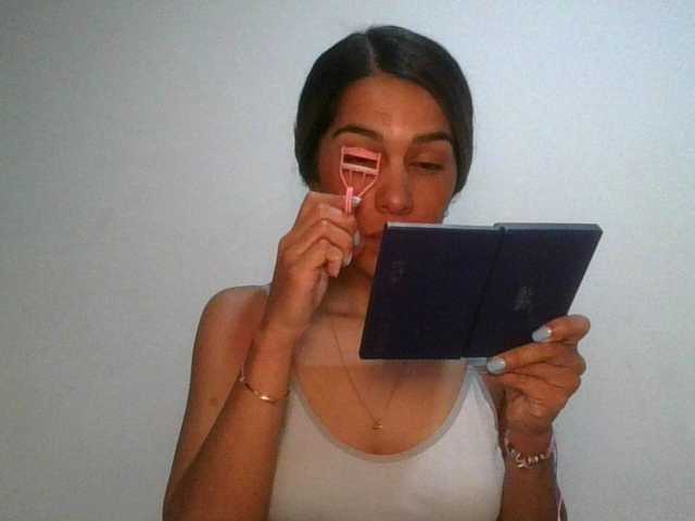 JuanaBrunette's BongaCams show and profile