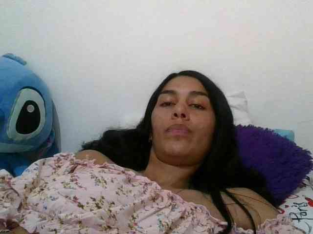 JuanaBrunette