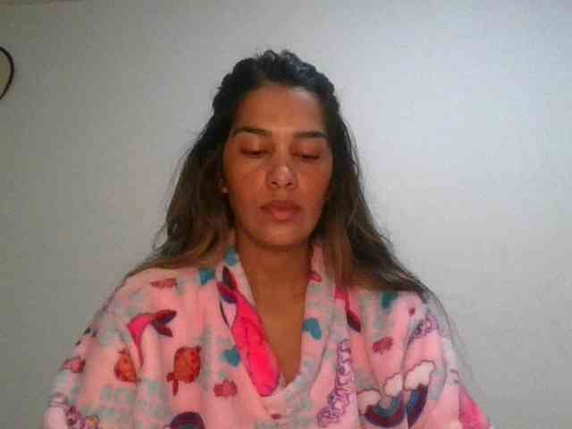 JuanaBrunette webcam