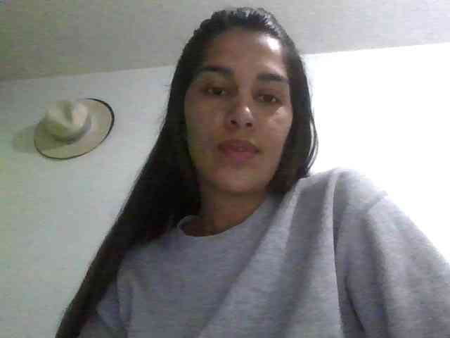 JuanaBrunette webcam