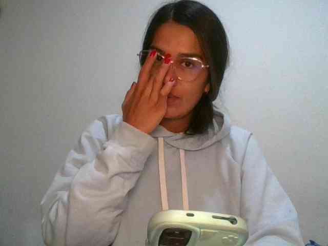 JuanaBrunette webcam