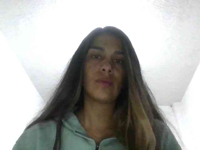 JuanaBrunette webcam