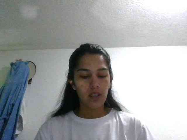 JuanaBrunette webcam