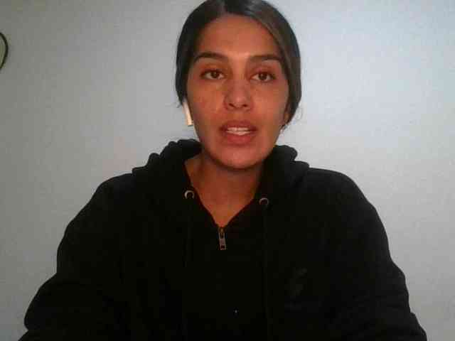 JuanaBrunette webcam