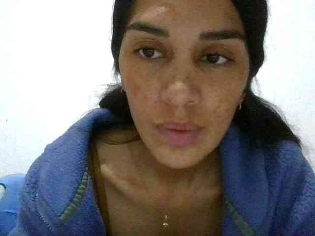 JuanaBrunette webcam