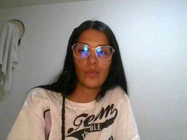 JuanaBrunette webcam
