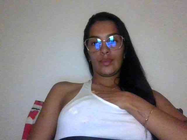 JuanaBrunette webcam
