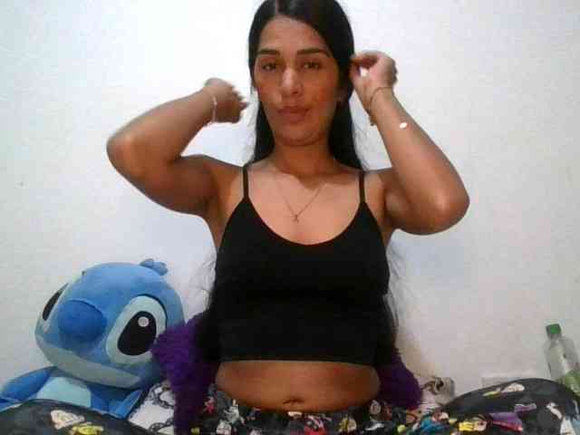 JuanaBrunette webcam