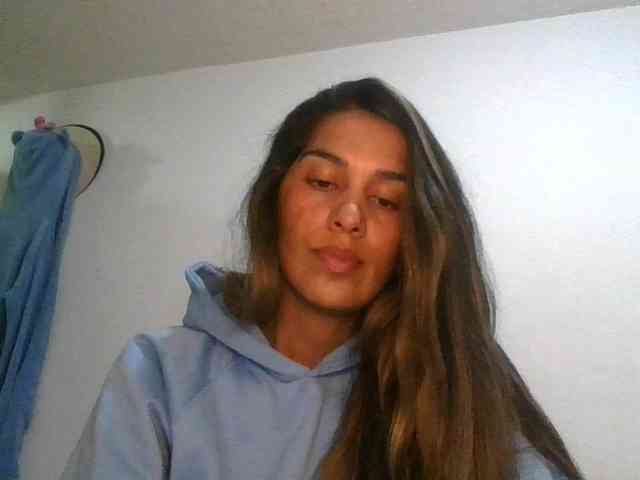 JuanaBrunette webcam