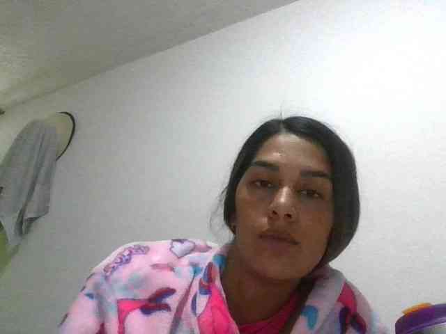 JuanaBrunette webcam