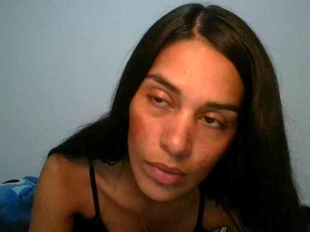 JuanaBrunette webcam
