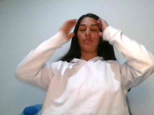 JuanaBrunette webcam