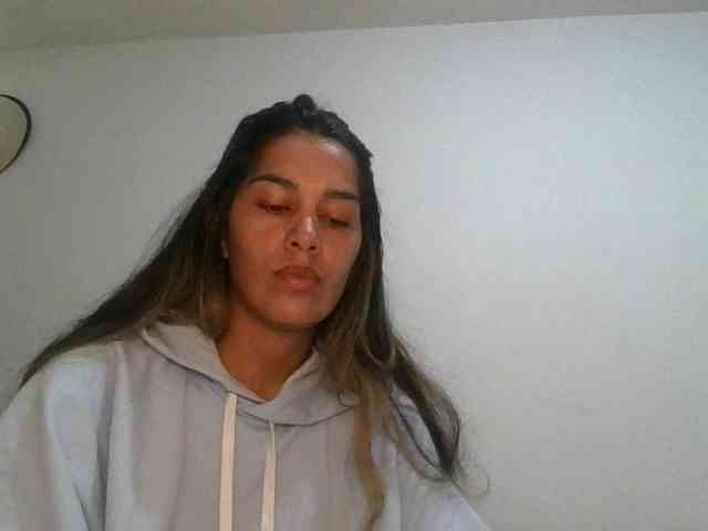 JuanaBrunette webcam