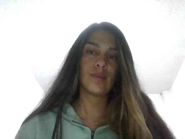 JuanaBrunette webcam