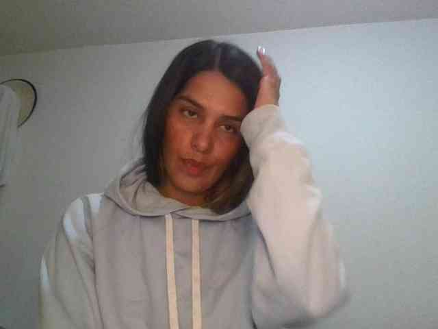 JuanaBrunette webcam