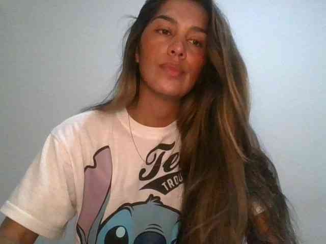 JuanaBrunette webcam