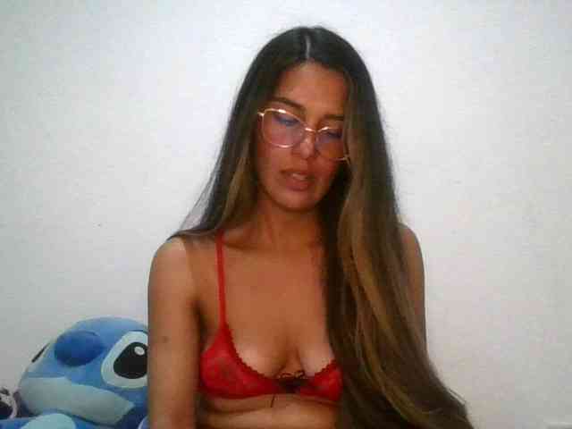 JuanaBrunette webcam