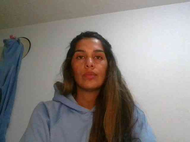 JuanaBrunette webcam