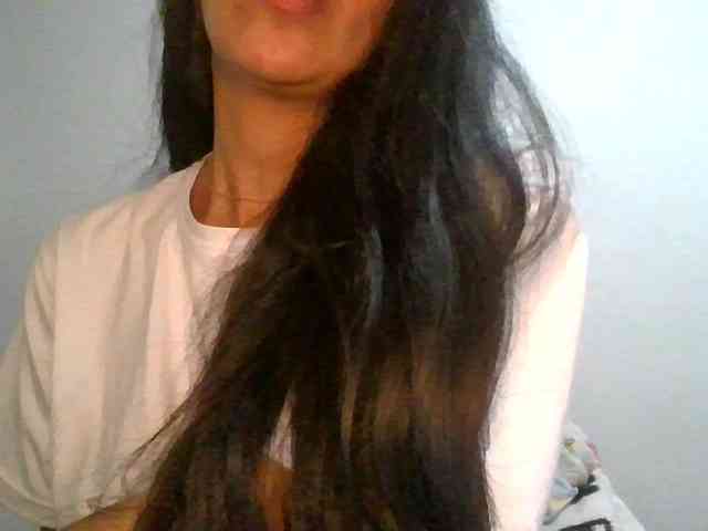 JuanaBrunette webcam
