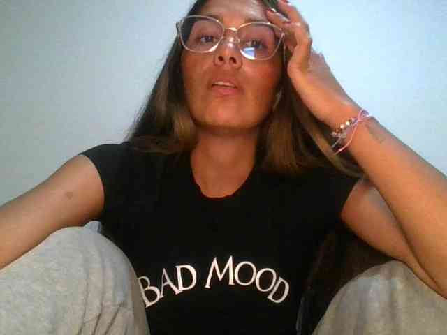 JuanaBrunette webcam