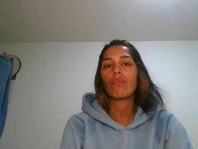 JuanaBrunette webcam