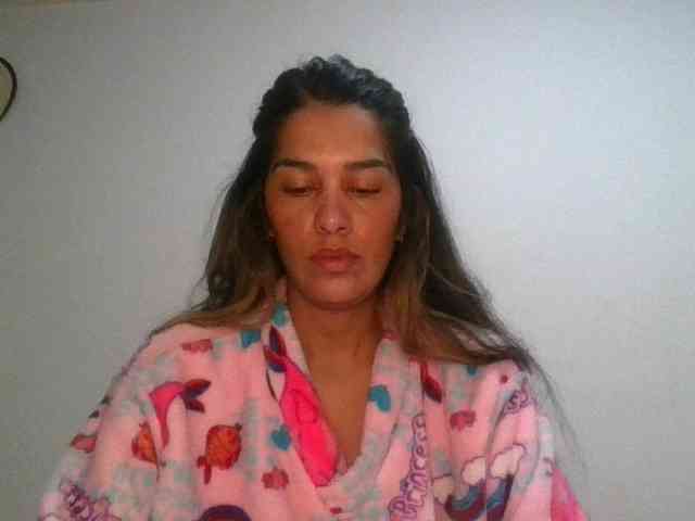 JuanaBrunette webcam