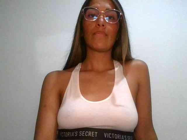 JuanaBrunette JuanaBrunette