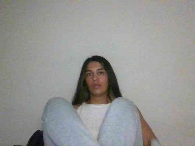 JuanaBrunette webcam