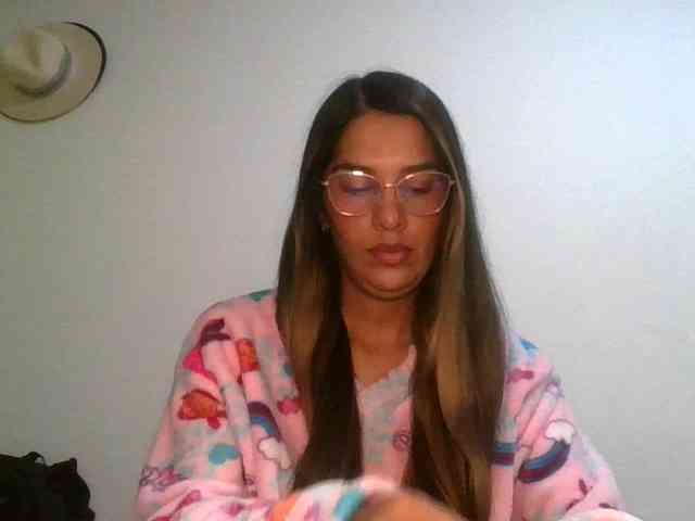 JuanaBrunette webcam