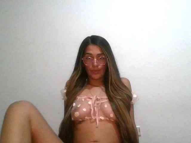 JuanaBrunette webcam