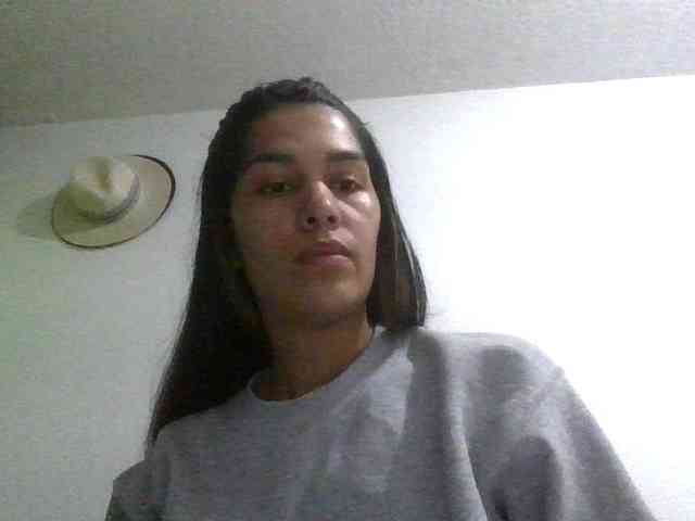 JuanaBrunette webcam