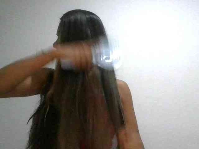 JuanaBrunette webcam