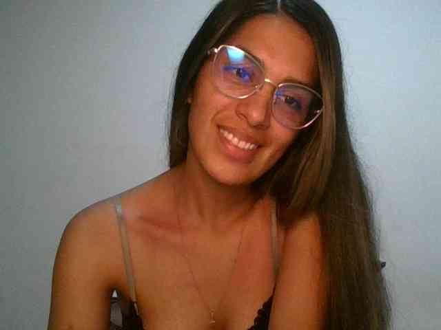 JuanaBrunette webcam