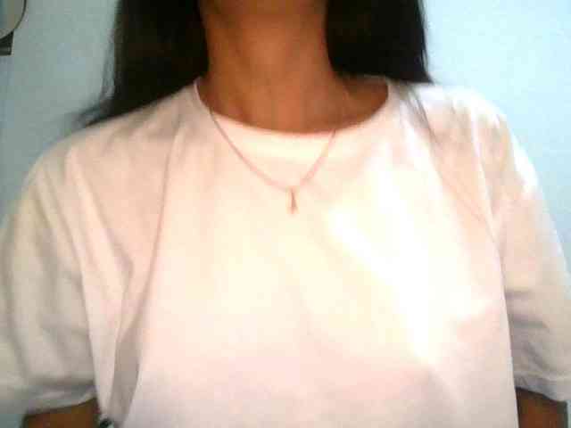 JuanaBrunette webcam