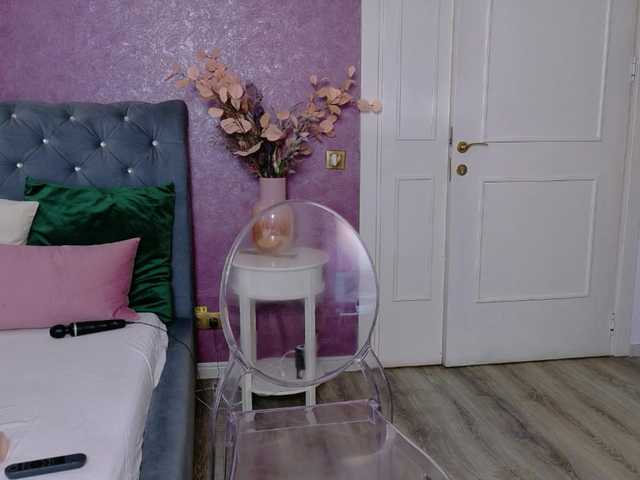 CarlaReys's BongaCams show and profile