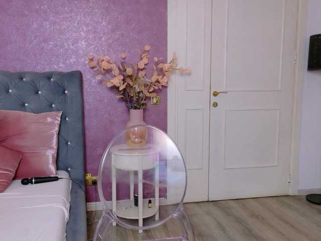 CarlaReys's BongaCams show and profile