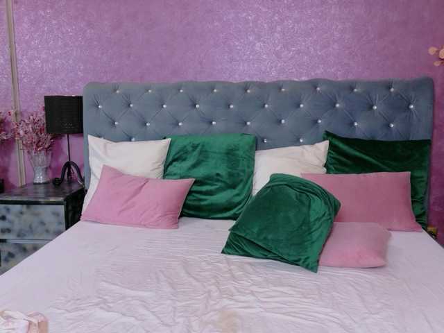 CarlaReys's BongaCams show and profile