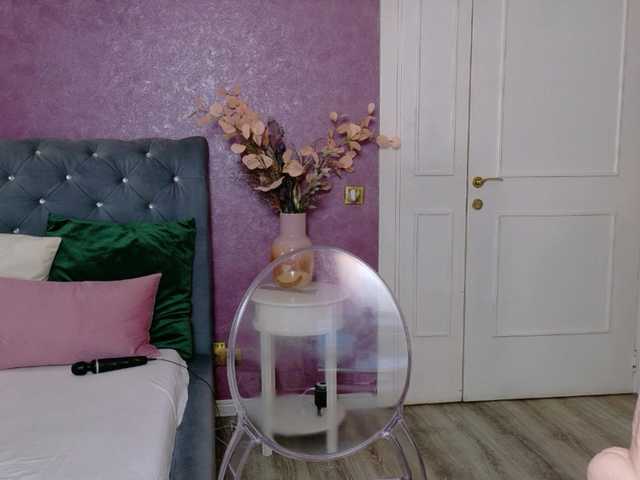 CarlaReys's BongaCams show and profile