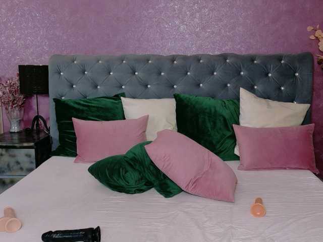 CarlaReys's BongaCams show and profile