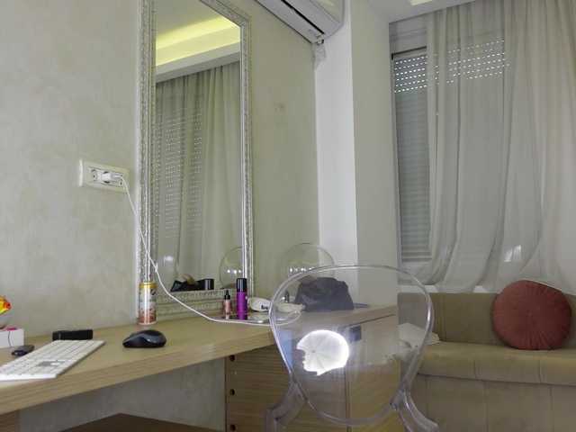  HaileyRose chat room