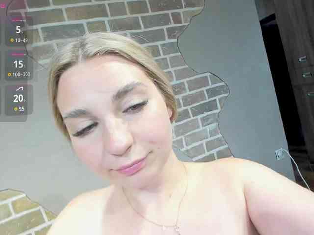 Модель: llolilove