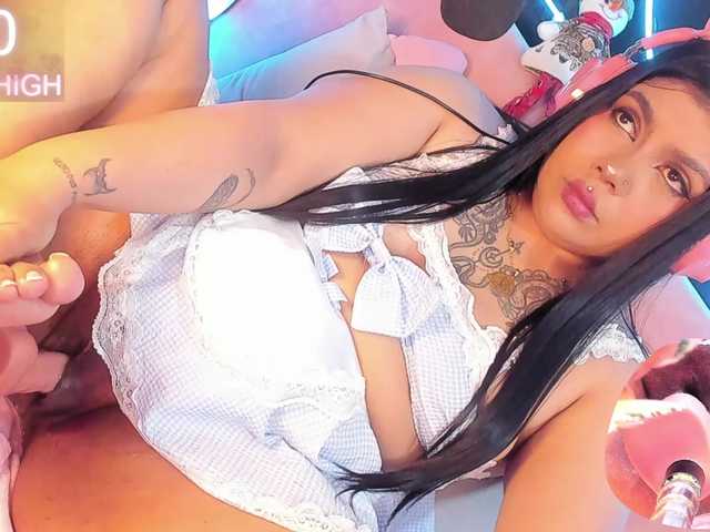 shaynamanson's BongaCams show and profile