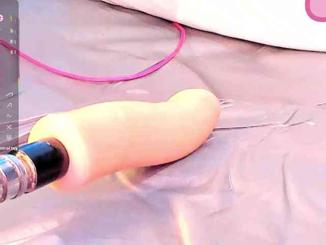 shaynamanson webcam